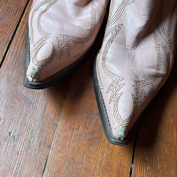 Vintage Guess Cowboy Boots - Picture 2 of 6